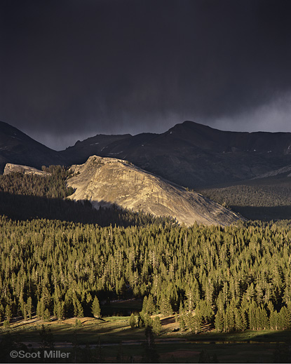 Sierra Nevada photograph ©Scot Miller